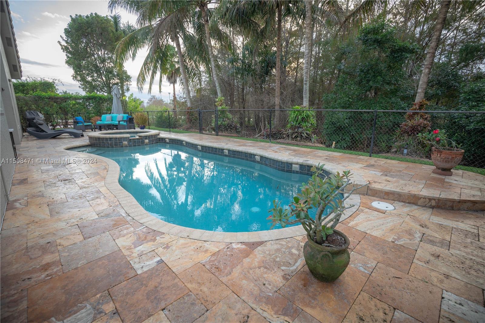 636 168th Ln, Pembroke Pines, FL, 33027 United States, 5 Bedrooms Bedrooms, ,3 BathroomsBathrooms,Residential,For Sale,168th Ln,A11508471