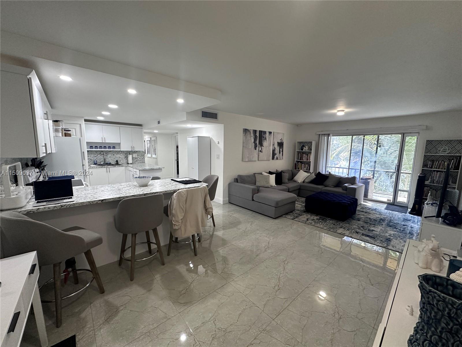 13700 62nd St, Miami, FL, 33183 United States, 3 Bedrooms Bedrooms, ,2 BathroomsBathrooms,Residential,For Sale,62nd St,A11509037