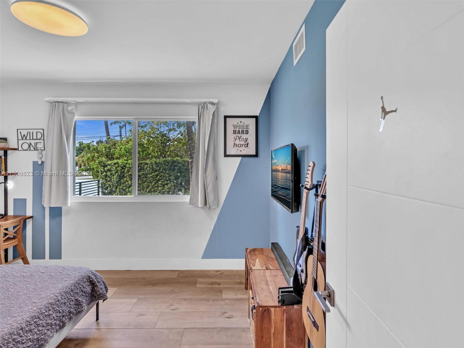 19525 NE 22nd Ave, Miami, Florida 33180, 4 Bedrooms Bedrooms, ,3 BathroomsBathrooms,Residential,For Sale,19525 NE 22nd Ave,A11508623