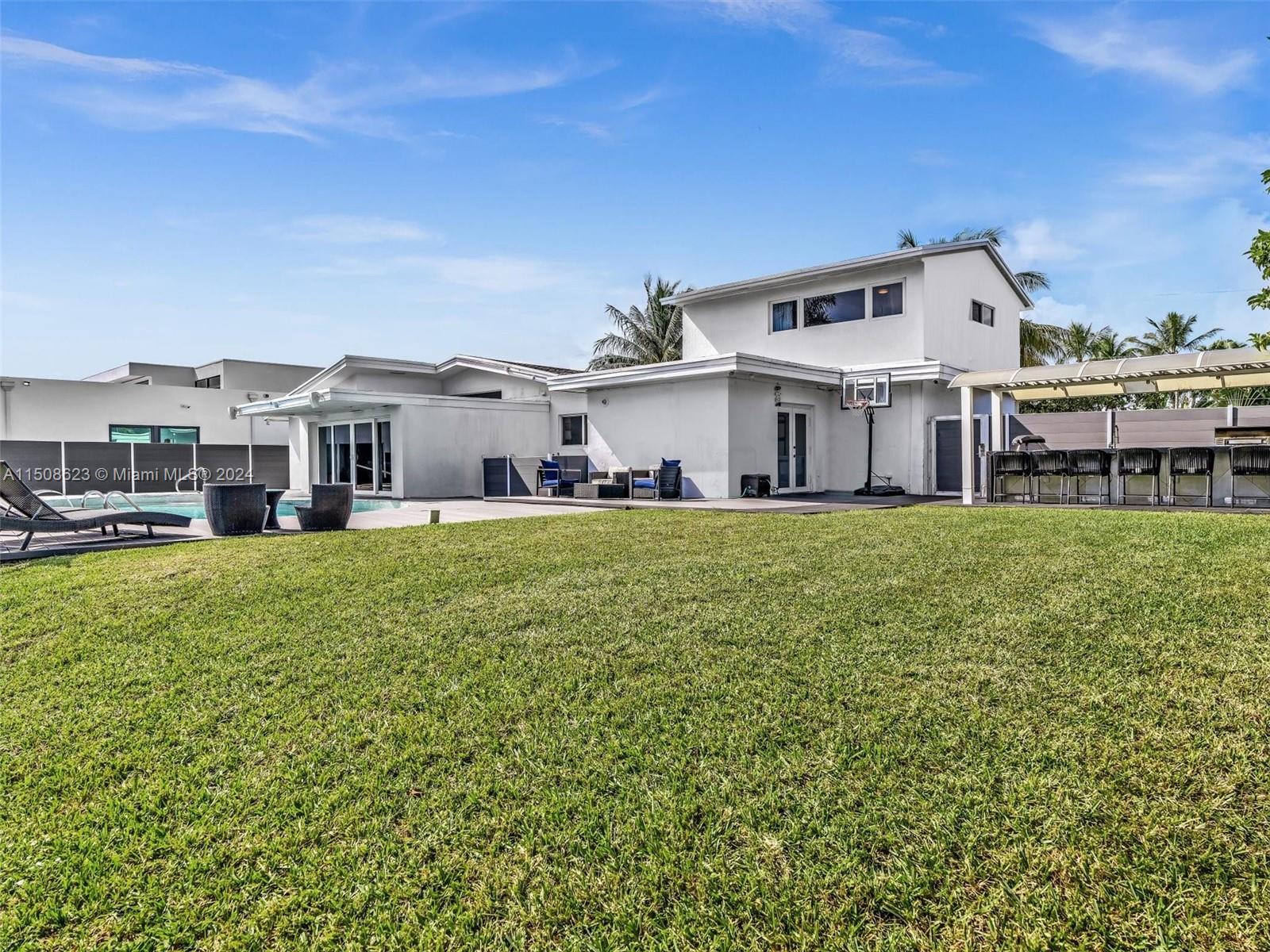 19525 NE 22nd Ave, Miami, Florida 33180, 4 Bedrooms Bedrooms, ,3 BathroomsBathrooms,Residential,For Sale,19525 NE 22nd Ave,A11508623