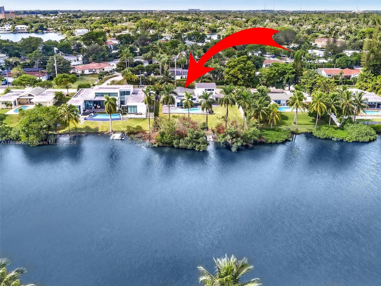 19525 NE 22nd Ave, Miami, Florida 33180, 4 Bedrooms Bedrooms, ,3 BathroomsBathrooms,Residential,For Sale,19525 NE 22nd Ave,A11508623