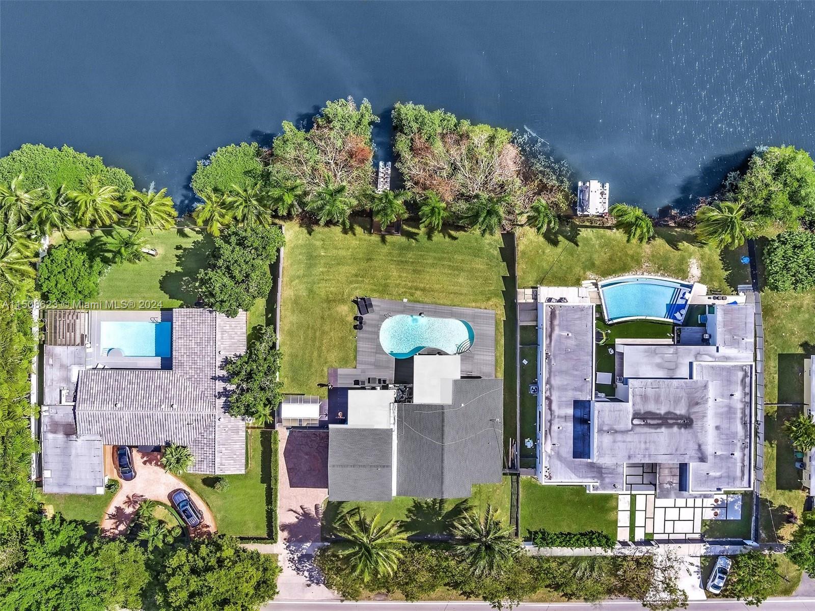 19525 NE 22nd Ave, Miami, Florida 33180, 4 Bedrooms Bedrooms, ,3 BathroomsBathrooms,Residential,For Sale,19525 NE 22nd Ave,A11508623