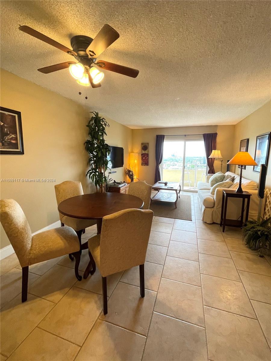 900 18th Ave, Fort Lauderdale, FL, 33304 United States, 1 Bedroom Bedrooms, ,1 BathroomBathrooms,Residential,For Sale,18th Ave,A11509117