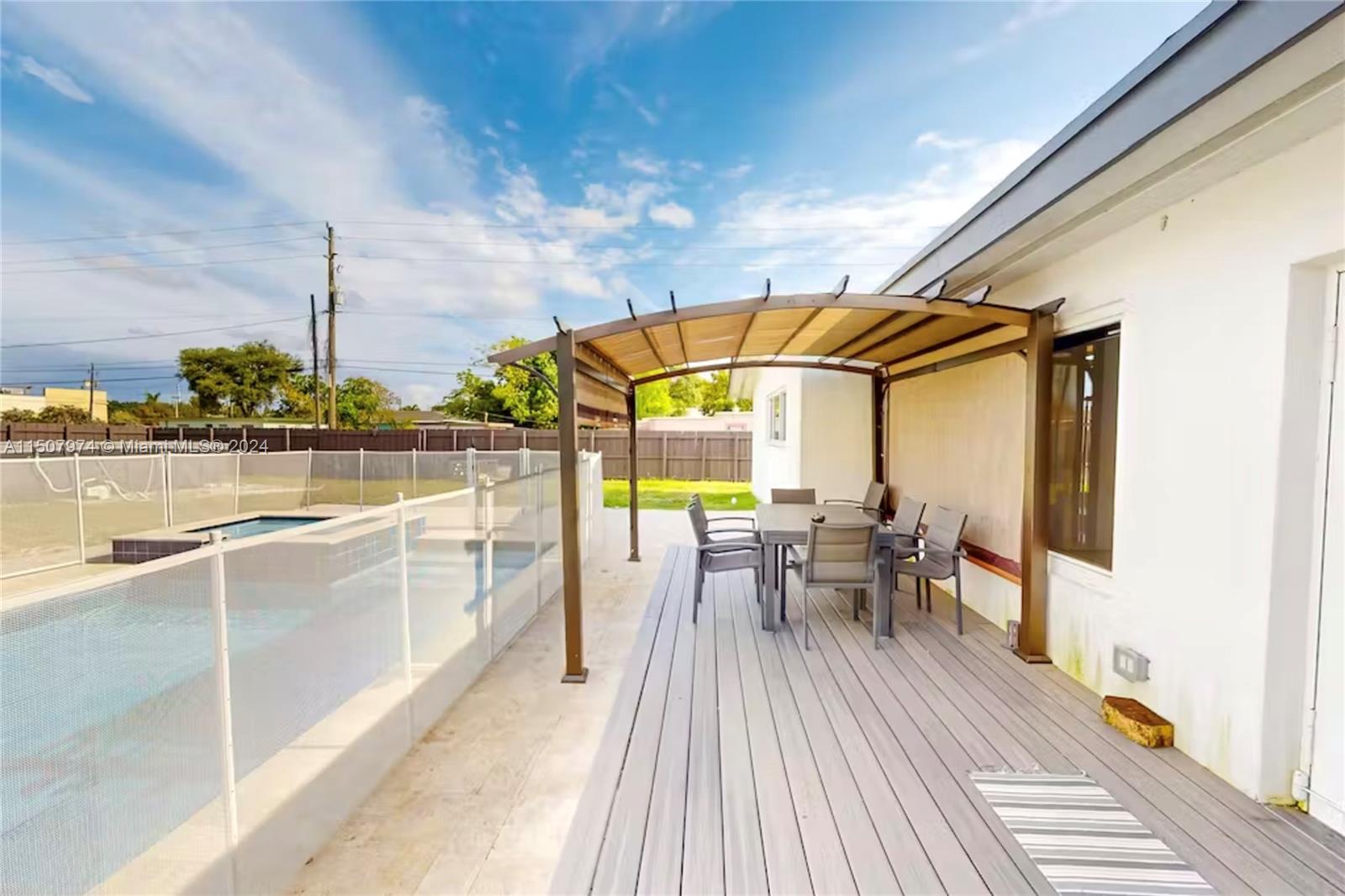 700 NW 9th Ct, Hallandale Beach, Florida 33009, 5 Bedrooms Bedrooms, ,3 BathroomsBathrooms,Residential,For Sale,700 NW 9th Ct,A11507974