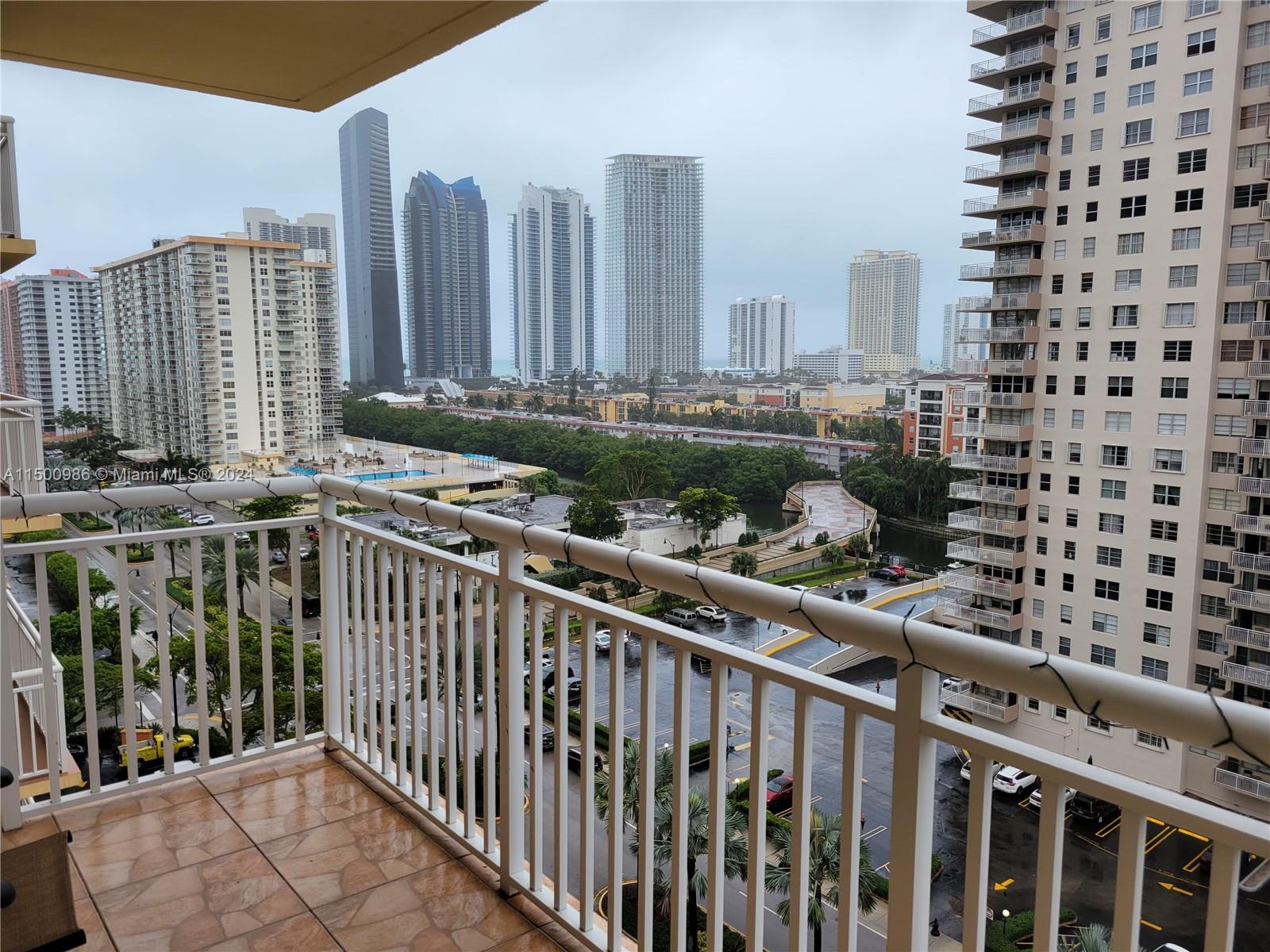 251 174th St 1208, Sunny Isles Beach, Florida 33160, 2 Bedrooms Bedrooms, ,2 BathroomsBathrooms,Residential,For Sale,251 174th St 1208,A11500986