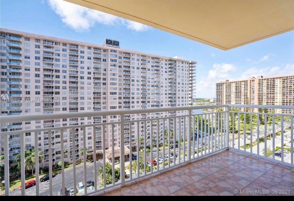 251 174th St, Sunny Isles Beach, FL, 33160 United States, 2 Bedrooms Bedrooms, ,2 BathroomsBathrooms,Residential,For Sale,174th St,A11500986