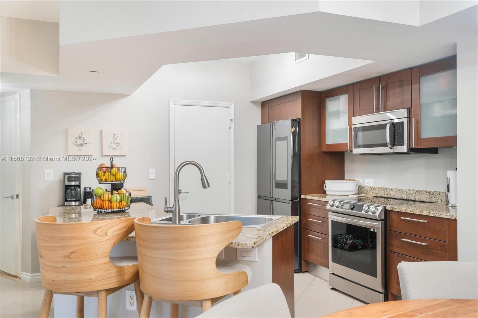 20000 Country Club Dr, Aventura, FL, 33180 United States, 3 Bedrooms Bedrooms, ,3 BathroomsBathrooms,Residential,For Sale,Country Club Dr,A11505132