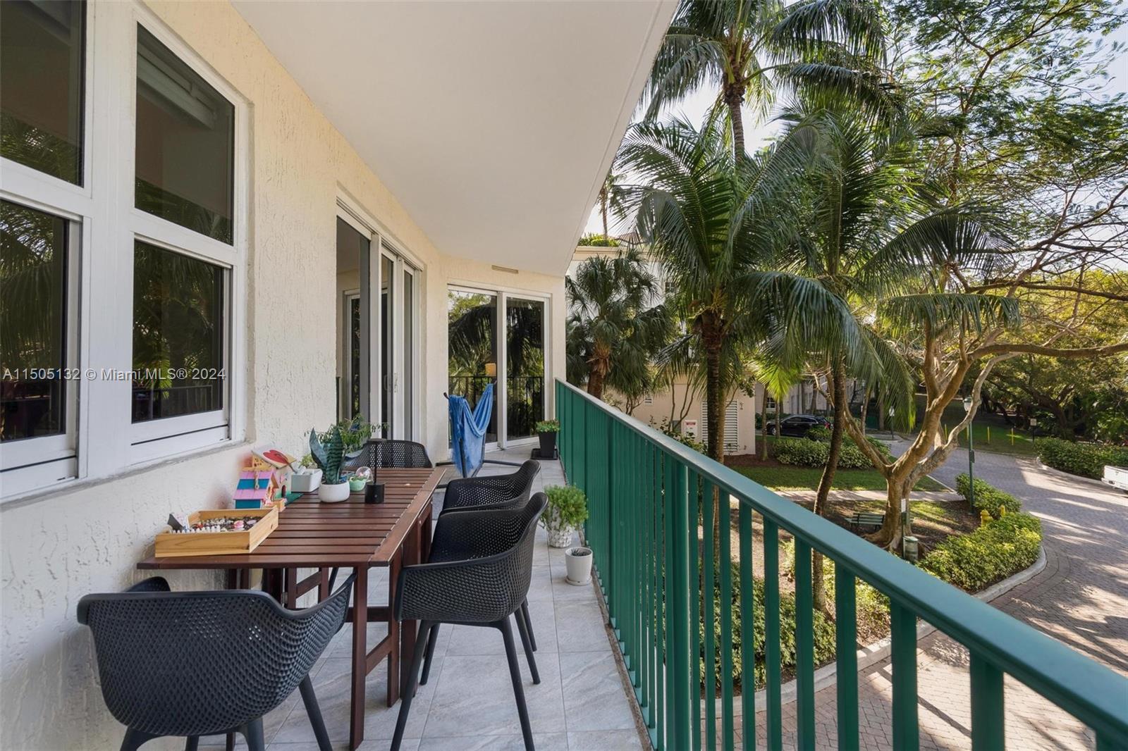 20000 E Country Club Dr 206, Aventura, Florida 33180, 3 Bedrooms Bedrooms, ,3 BathroomsBathrooms,Residential,For Sale,20000 E Country Club Dr 206,A11505132