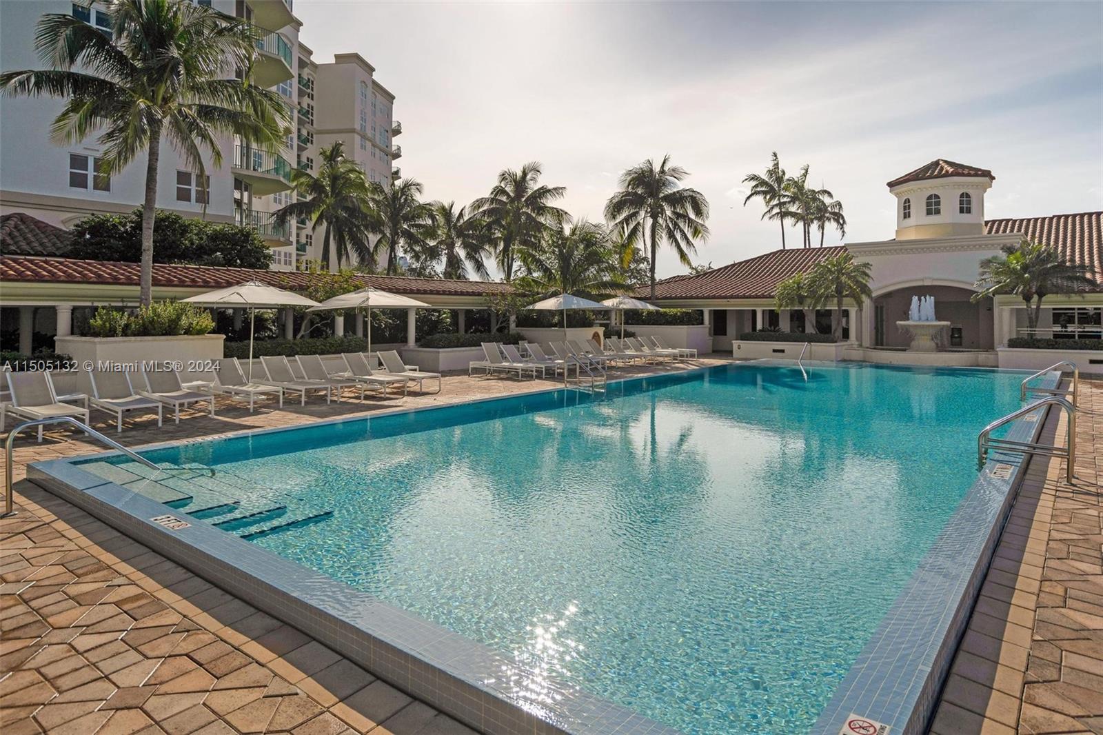 20000 Country Club Dr, Aventura, FL, 33180 United States, 3 Bedrooms Bedrooms, ,3 BathroomsBathrooms,Residential,For Sale,Country Club Dr,A11505132