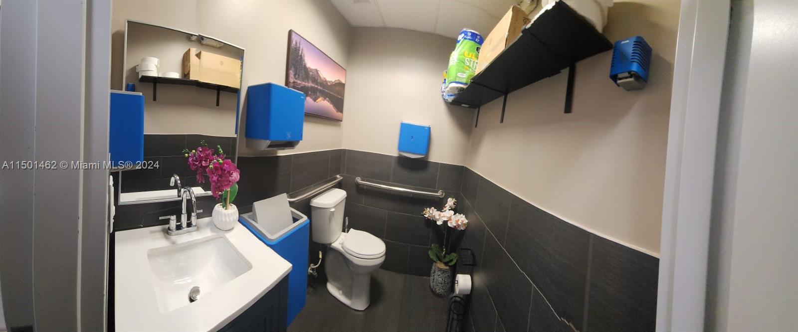 Coffee Shop Stirling Rd, Hollywood, Florida 33020, ,Businessopportunity,For Sale,Coffee Shop Stirling Rd,A11501462