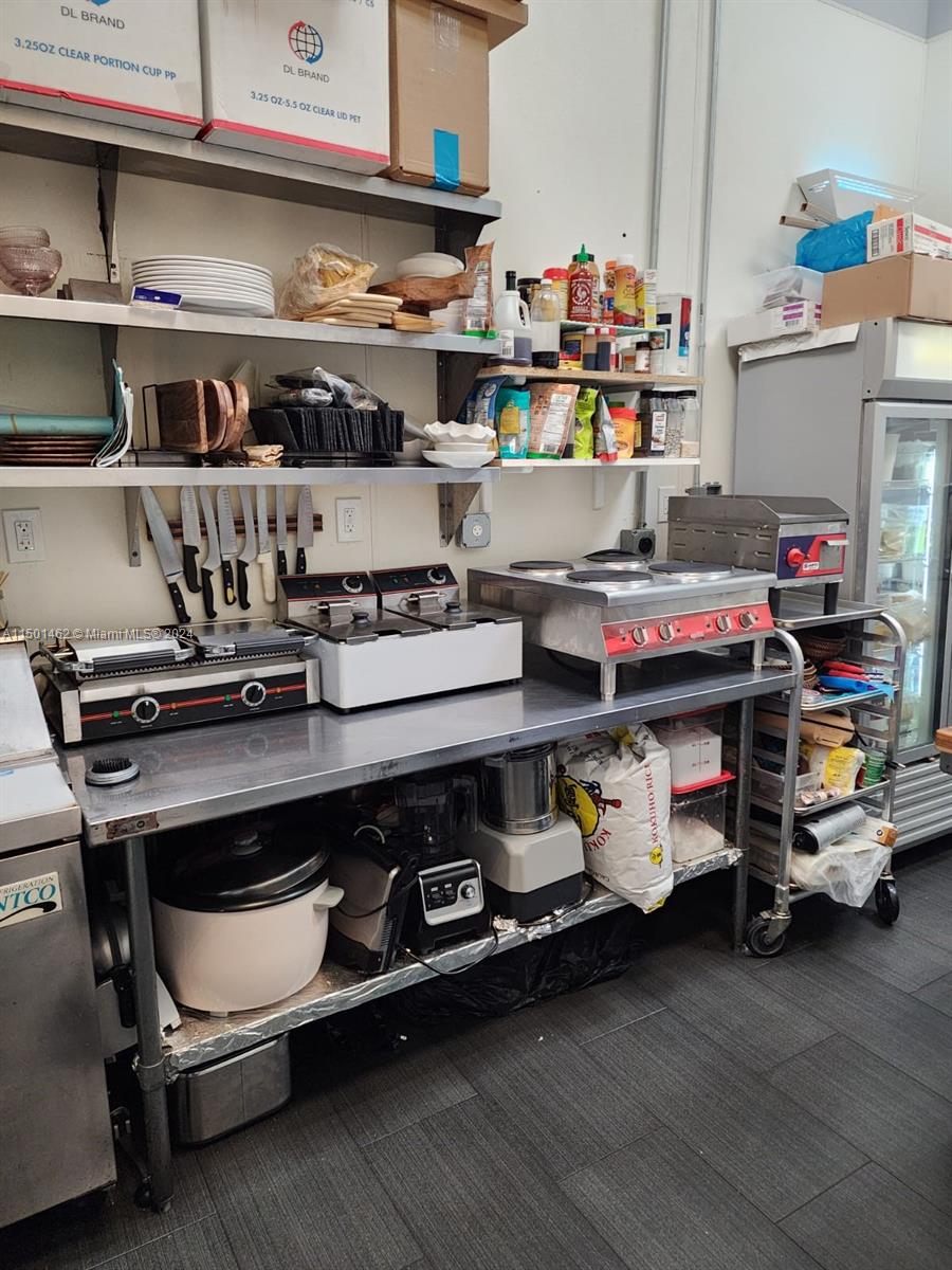 Coffee Shop Stirling Rd, Hollywood, Florida 33020, ,Businessopportunity,For Sale,Coffee Shop Stirling Rd,A11501462