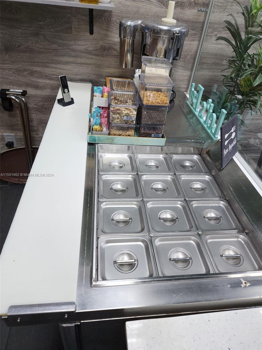 Coffee Shop Stirling Rd, Hollywood, Florida 33020, ,Businessopportunity,For Sale,Coffee Shop Stirling Rd,A11501462