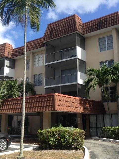 4174 SW Inverrary Dr 514, Lauderhill, Florida 33319, 2 Bedrooms Bedrooms, 3 Rooms Rooms,2 BathroomsBathrooms,Residential,For Sale,4174 SW Inverrary Dr 514,A11507825