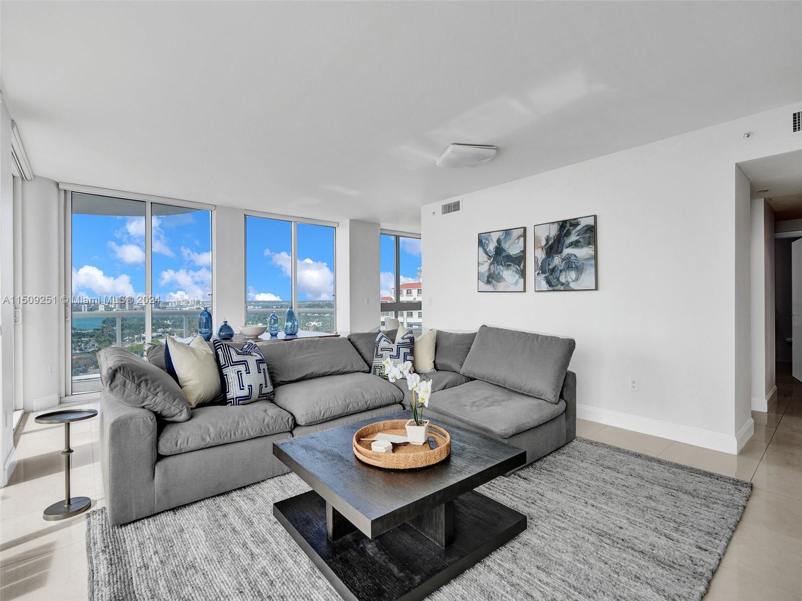 6365 Collins Ave 2007, Miami Beach, Florida 33141, 2 Bedrooms Bedrooms, ,2 BathroomsBathrooms,Residentiallease,For Rent,6365 Collins Ave 2007,A11509251