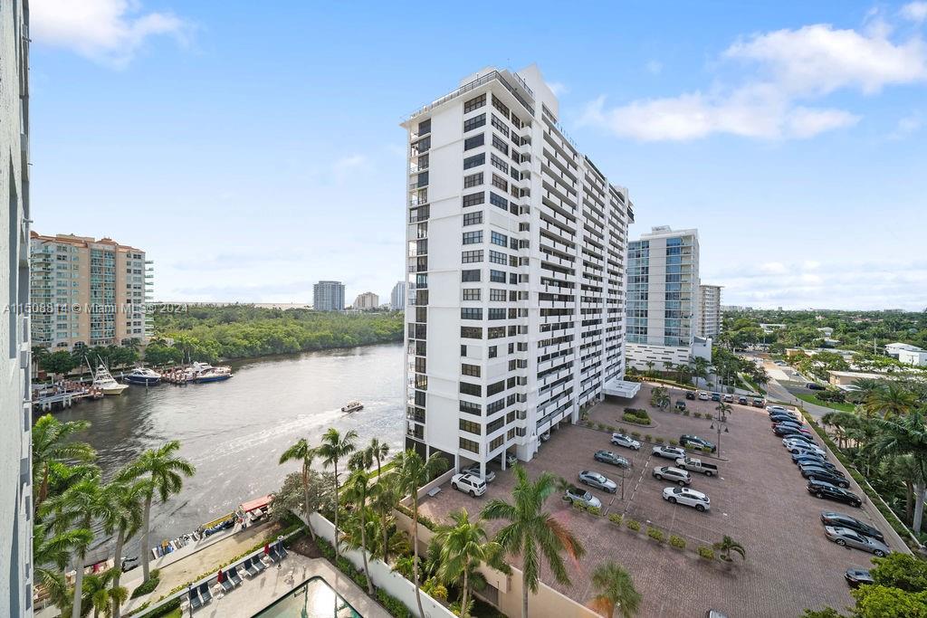 2670 E Sunrise Blvd 907, Fort Lauderdale, Florida 33304, 1 Bedroom Bedrooms, ,1 BathroomBathrooms,Residential,For Sale,2670 E Sunrise Blvd 907,A11508814