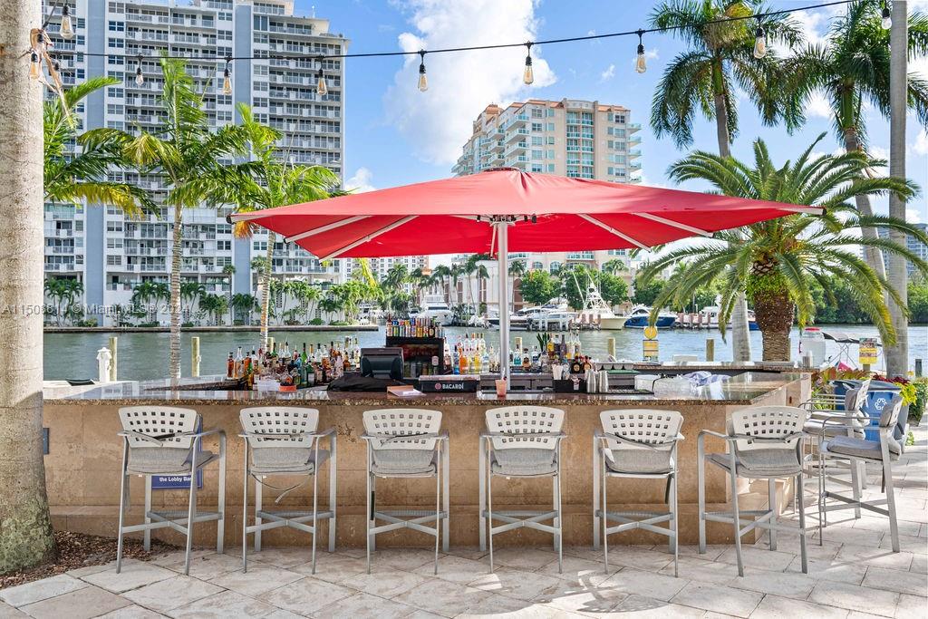 2670 E Sunrise Blvd 907, Fort Lauderdale, FL 33304, 1 Bedroom Bedrooms, ,1 BathroomBathrooms,Residential,For Sale,Sunrise Blvd,A11508814