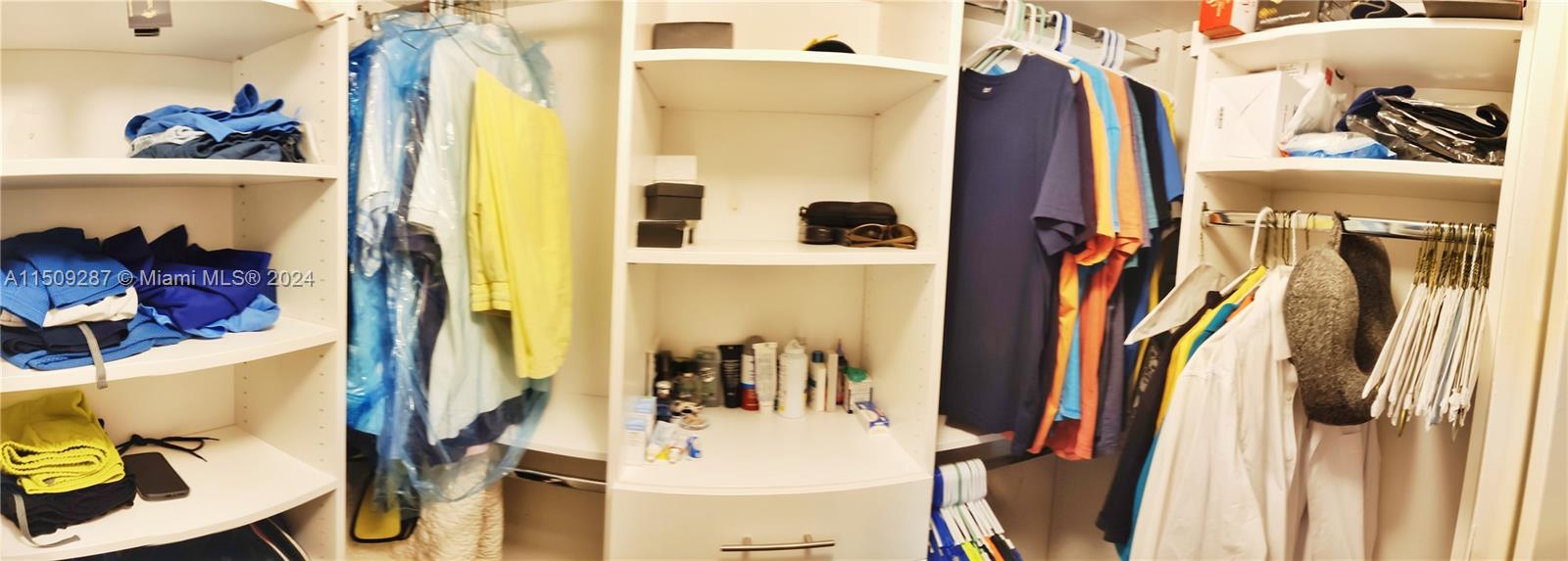 7620 Westwood Dr 216, Tamarac, Florida 33321, 3 Bedrooms Bedrooms, ,2 BathroomsBathrooms,Residential,For Sale,7620 Westwood Dr 216,A11509287