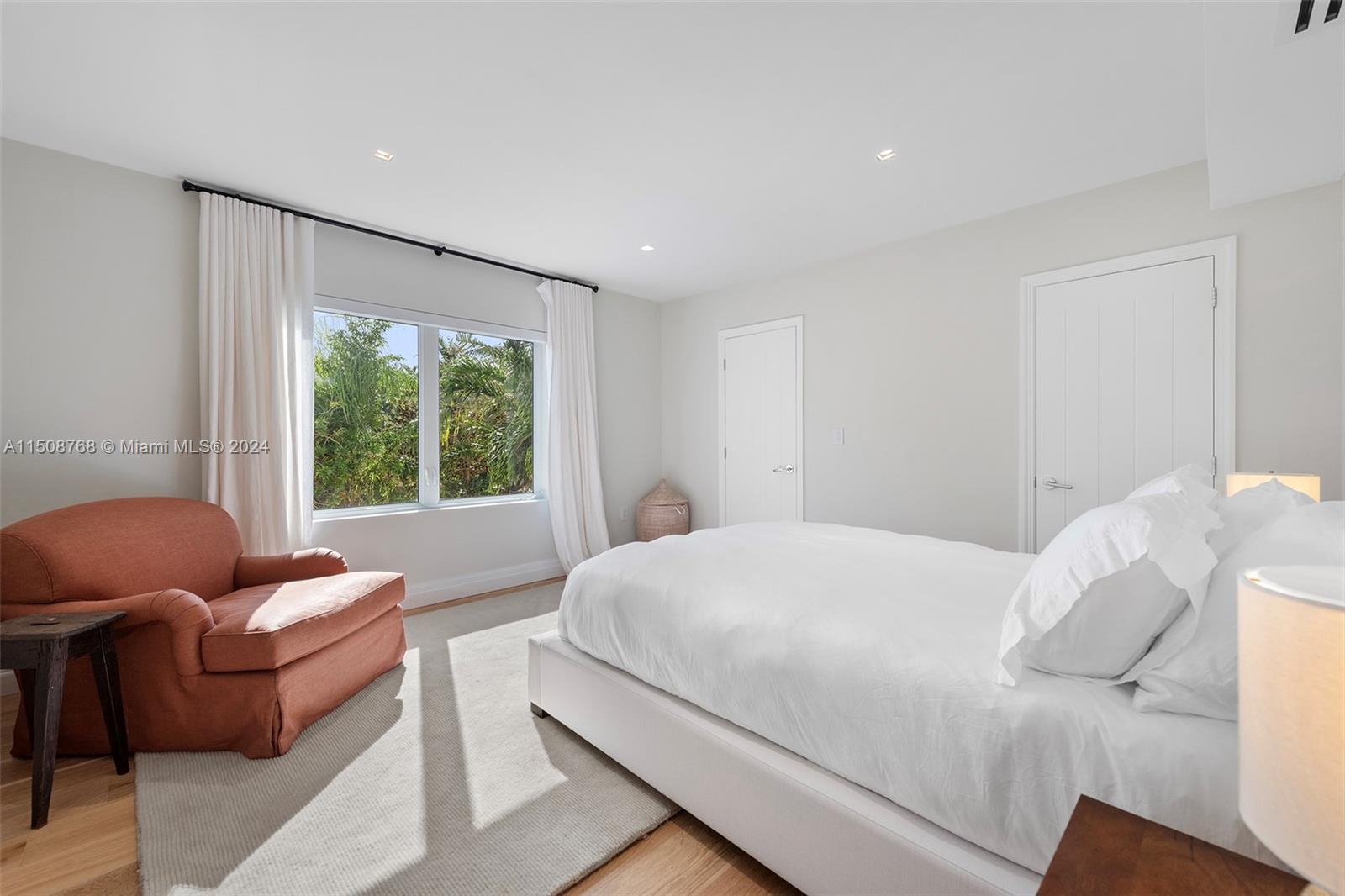 Third Bedroom w/ Jack & Jill Bath