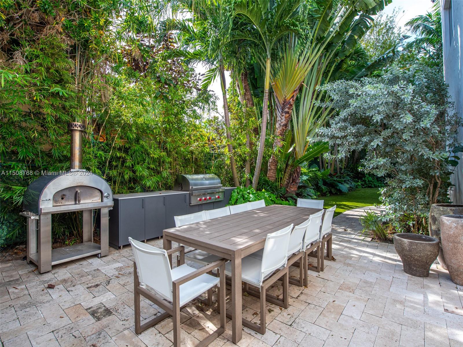 Summer Kitchen w/ wolf BBQ