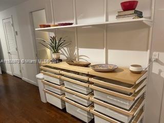 Kitchen storage wall