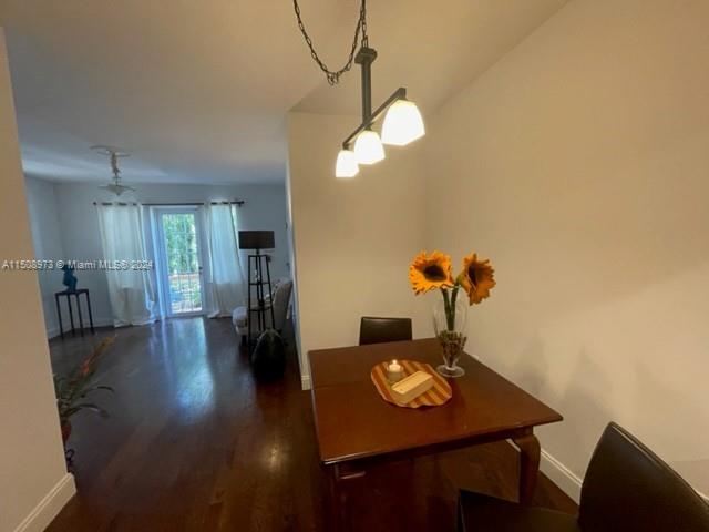 Dining through to LR