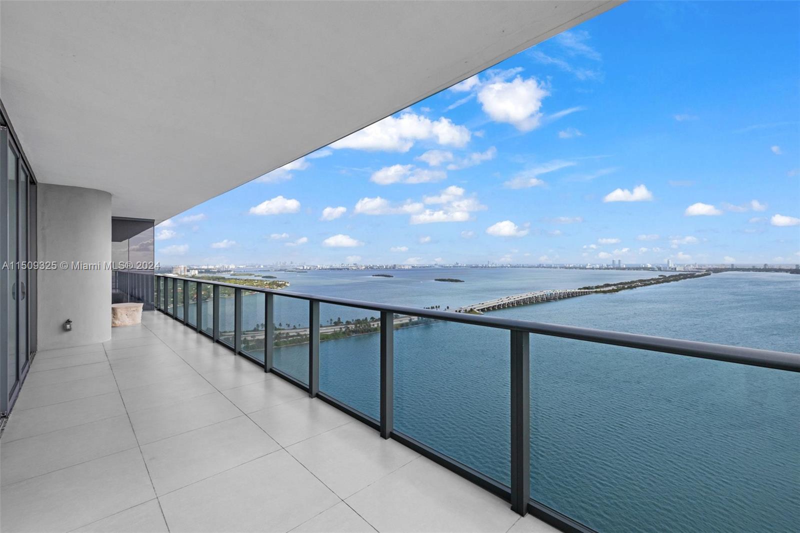 3131 NE 7th Ave 3401, Miami, Florida 33137, 3 Bedrooms Bedrooms, ,3 BathroomsBathrooms,Residential,For Sale,3131 NE 7th Ave 3401,A11509325