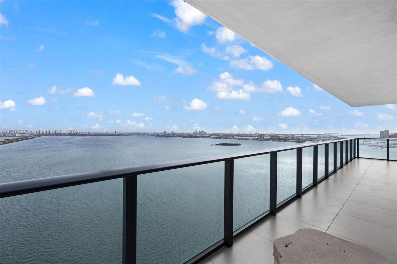 3131 NE 7th Ave 3401, Miami, Florida 33137, 3 Bedrooms Bedrooms, ,3 BathroomsBathrooms,Residential,For Sale,3131 NE 7th Ave 3401,A11509325