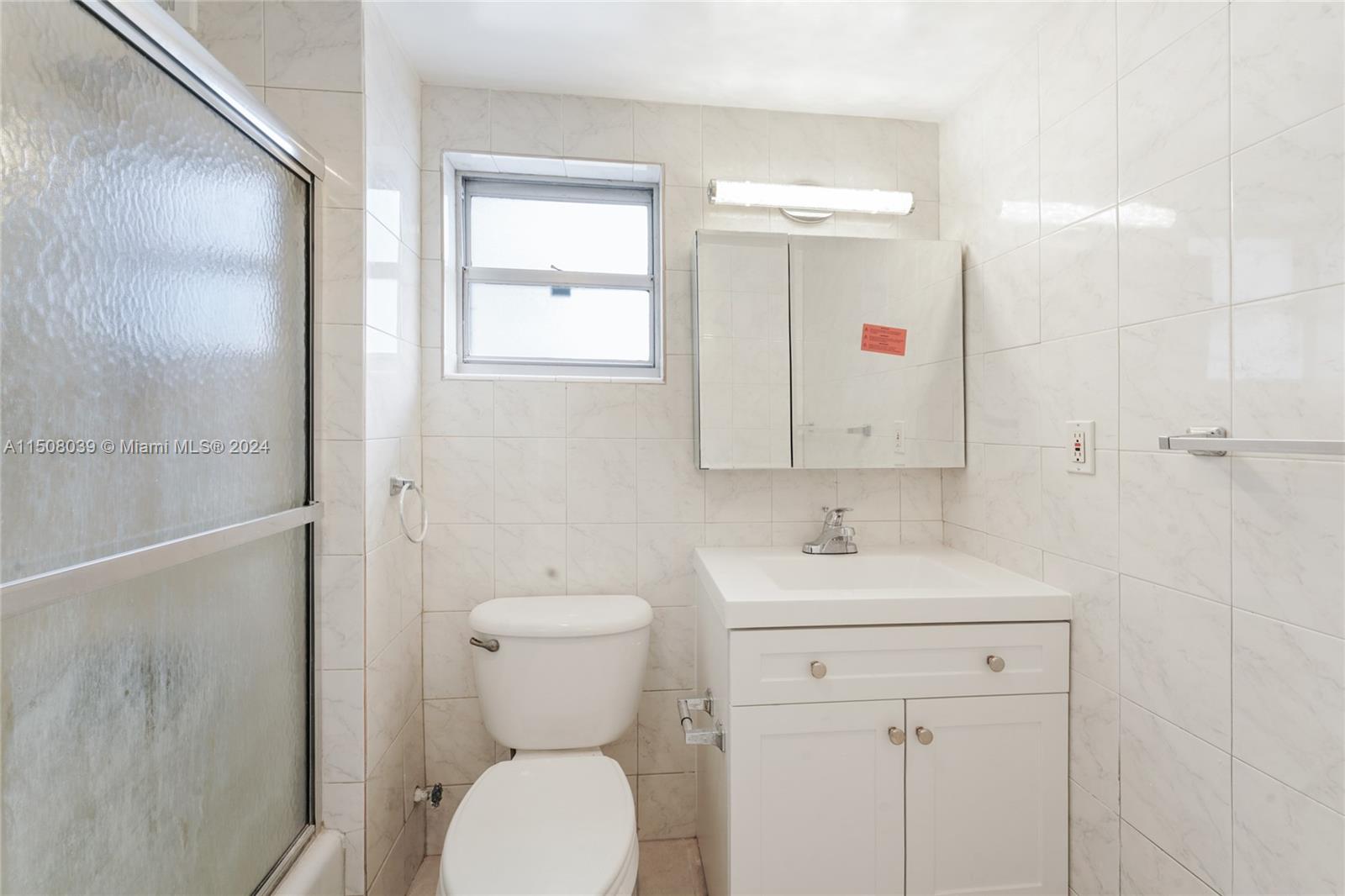 400 Kings Point Dr, Sunny Isles Beach, FL, 33160 United States, ,1 BathroomBathrooms,Residential,For Sale,Kings Point Dr,A11508039