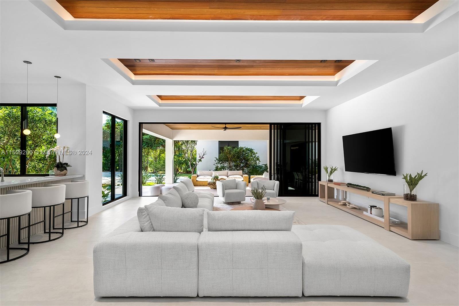 5996 102nd St, Pinecrest, FL, 33156 United States, 8 Bedrooms Bedrooms, ,9 BathroomsBathrooms,Residential,For Sale,102nd St,A11509266