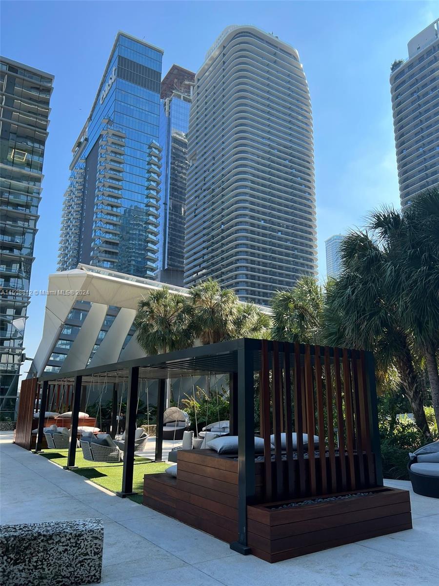 88 SW 7th St 3301, Miami, Florida 33130, 2 Bedrooms Bedrooms, ,2 BathroomsBathrooms,Residentiallease,For Rent,88 SW 7th St 3301,A11508842