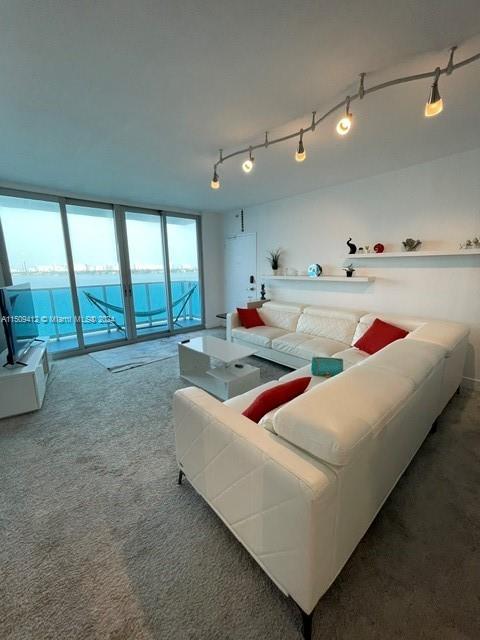 7501 E Treasure Dr 9EF, North Bay Village, Florida 33141, 3 Bedrooms Bedrooms, ,2 BathroomsBathrooms,Residentiallease,For Rent,7501 E Treasure Dr 9EF,A11509412