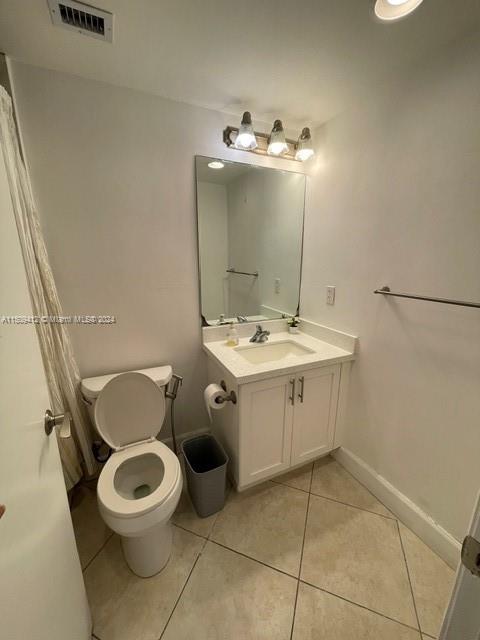 7501 E Treasure Dr 9EF, North Bay Village, Florida 33141, 3 Bedrooms Bedrooms, ,2 BathroomsBathrooms,Residentiallease,For Rent,7501 E Treasure Dr 9EF,A11509412