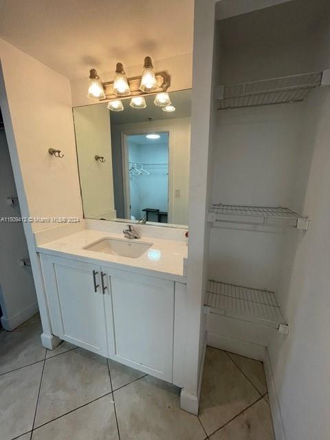 7501 E Treasure Dr 9EF, North Bay Village, Florida 33141, 3 Bedrooms Bedrooms, ,2 BathroomsBathrooms,Residentiallease,For Rent,7501 E Treasure Dr 9EF,A11509412