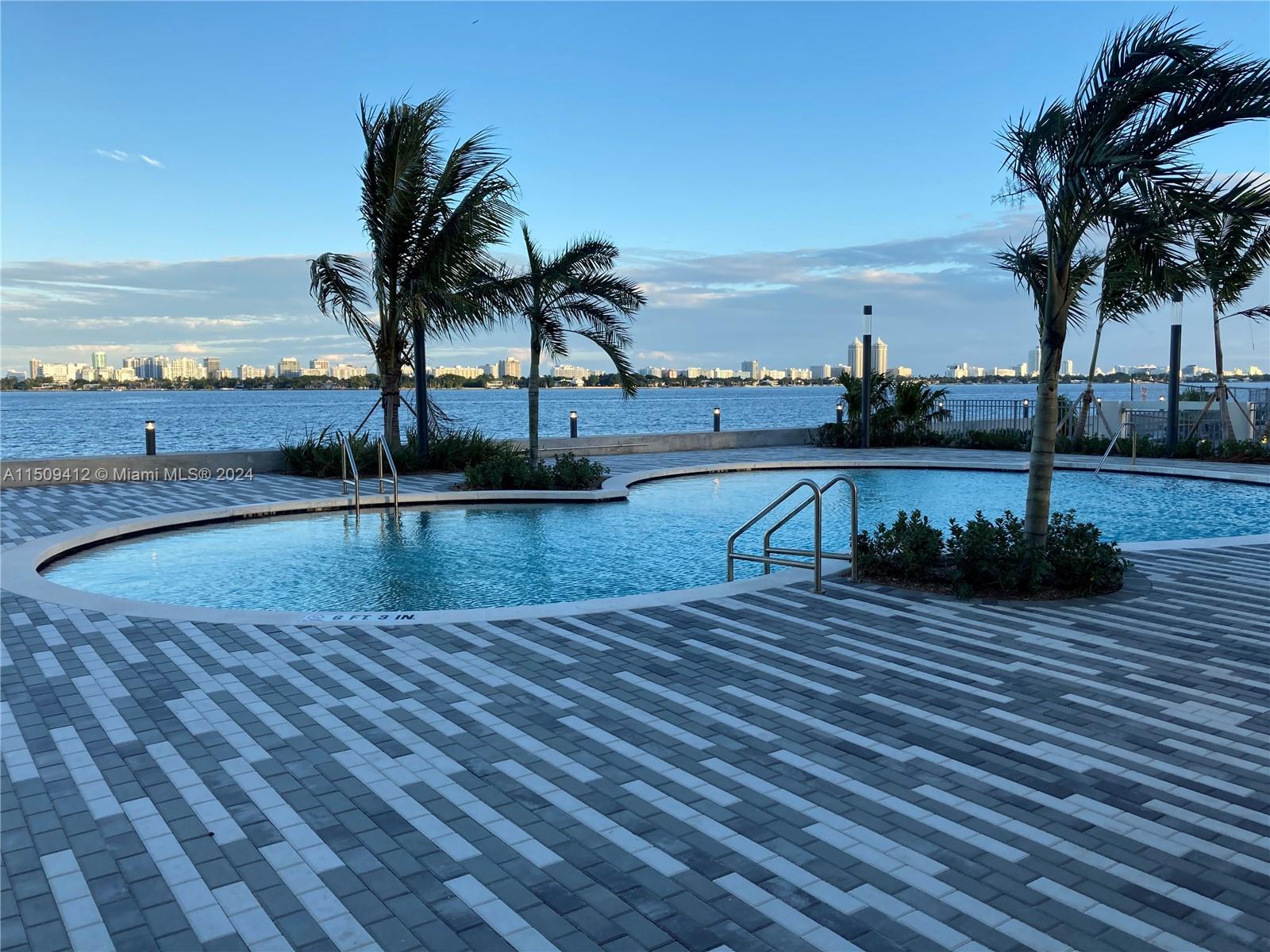 7501 E Treasure Dr 9EF, North Bay Village, Florida 33141, 3 Bedrooms Bedrooms, ,2 BathroomsBathrooms,Residentiallease,For Rent,7501 E Treasure Dr 9EF,A11509412