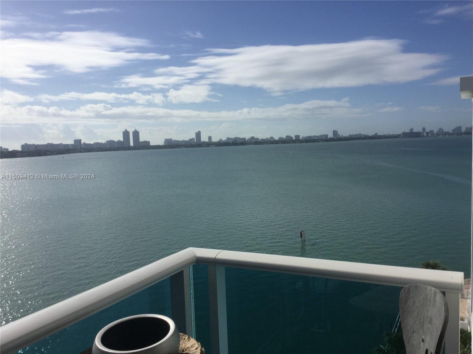 7501 E Treasure Dr 9EF, North Bay Village, Florida 33141, 3 Bedrooms Bedrooms, ,2 BathroomsBathrooms,Residentiallease,For Rent,7501 E Treasure Dr 9EF,A11509412