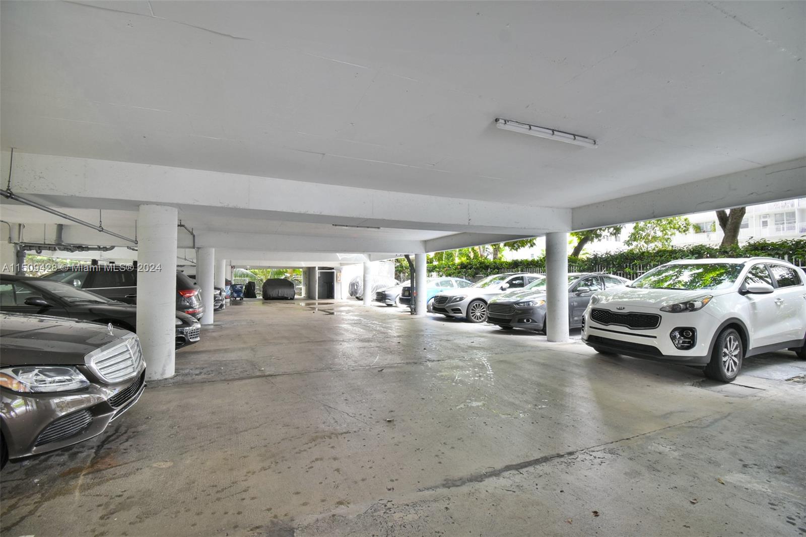 1620 West Ave 306, Miami Beach, Florida 33139, 1 Bedroom Bedrooms, ,1 BathroomBathrooms,Residential,For Sale,1620 West Ave 306,A11509428