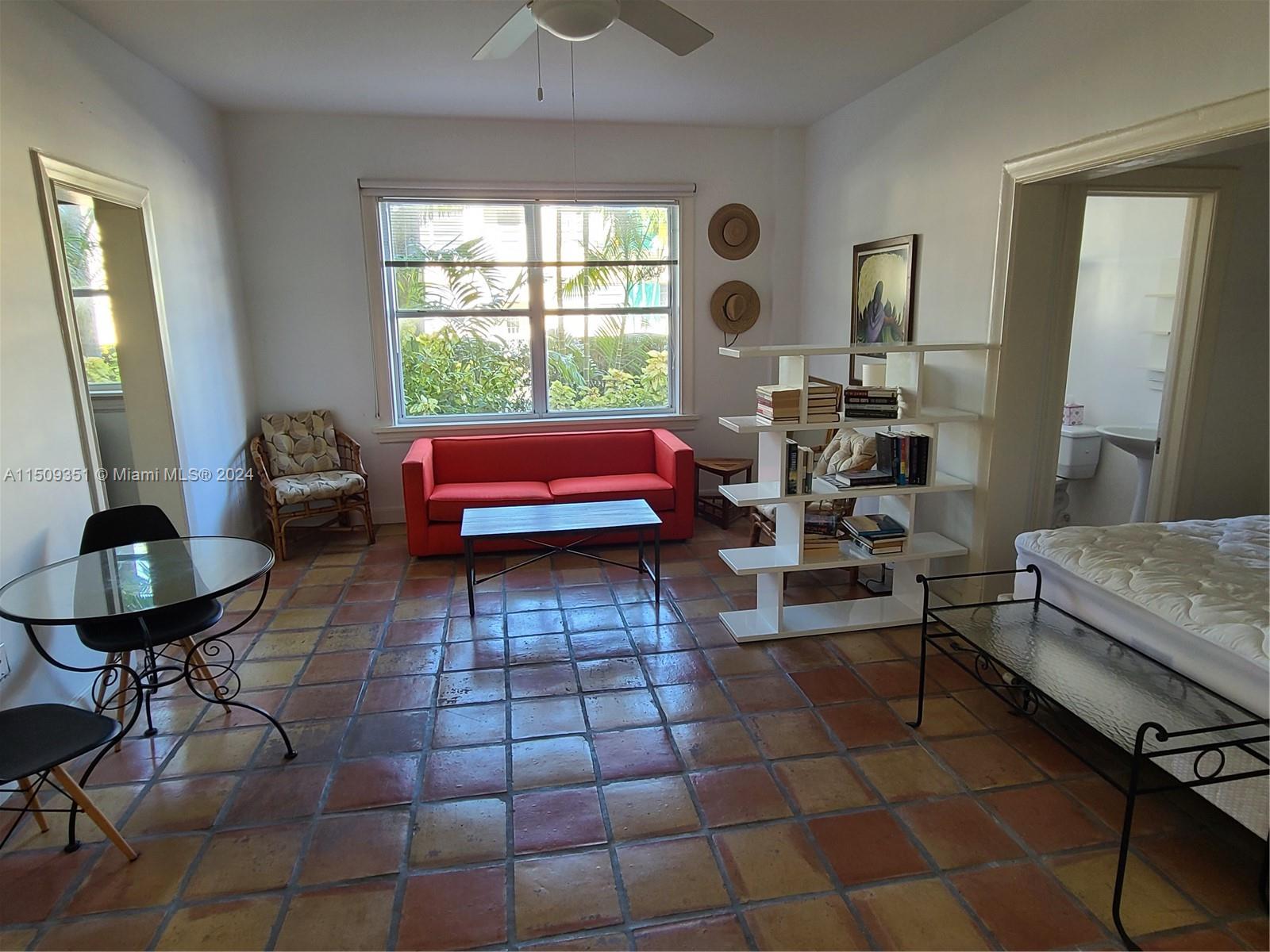900 16th St 109, Miami Beach, Florida 33139, ,1 BathroomBathrooms,Residentiallease,For Rent,900 16th St 109,A11509351