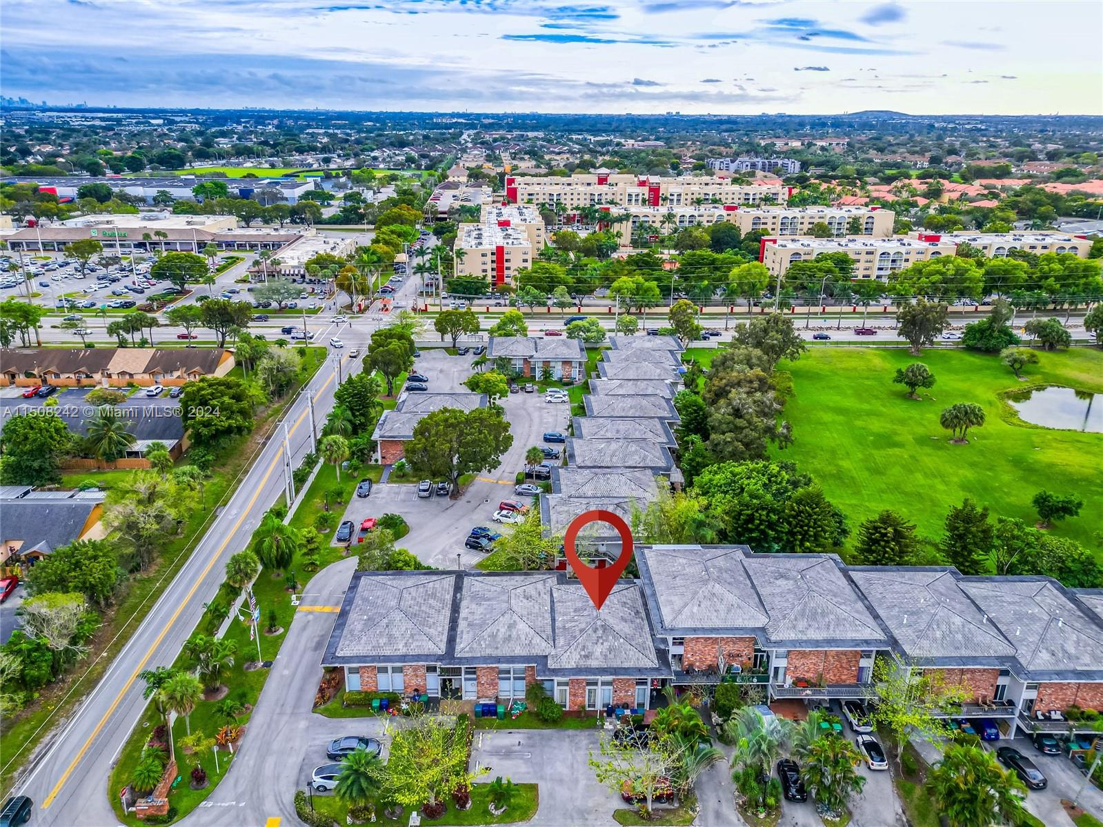 6720 Brookline Dr 6720, Hialeah, Florida 33015, 2 Bedrooms Bedrooms, ,2 BathroomsBathrooms,Residential,For Sale,6720 Brookline Dr 6720,A11508242