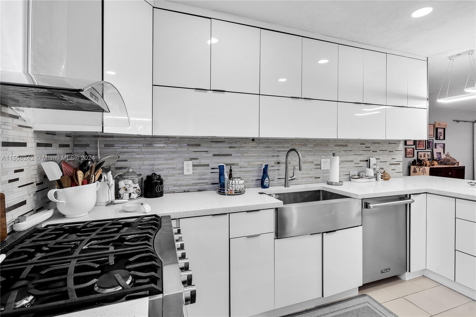 6720 Brookline Dr 6720, Hialeah, Florida 33015, 2 Bedrooms Bedrooms, ,2 BathroomsBathrooms,Residential,For Sale,6720 Brookline Dr 6720,A11508242