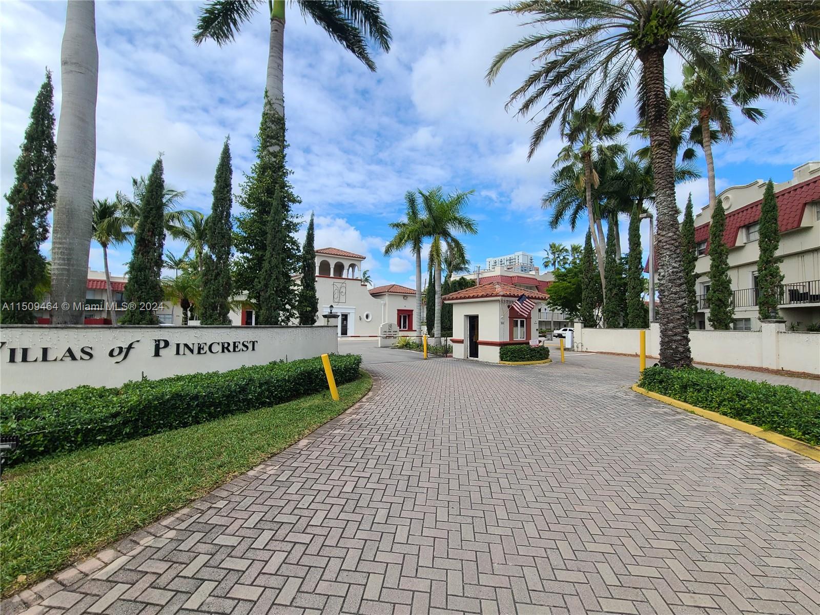 6707 N Kendall Dr 102, Pinecrest, Florida 33156, 1 Bedroom Bedrooms, ,1 BathroomBathrooms,Residential,For Sale,6707 N Kendall Dr 102,A11509464