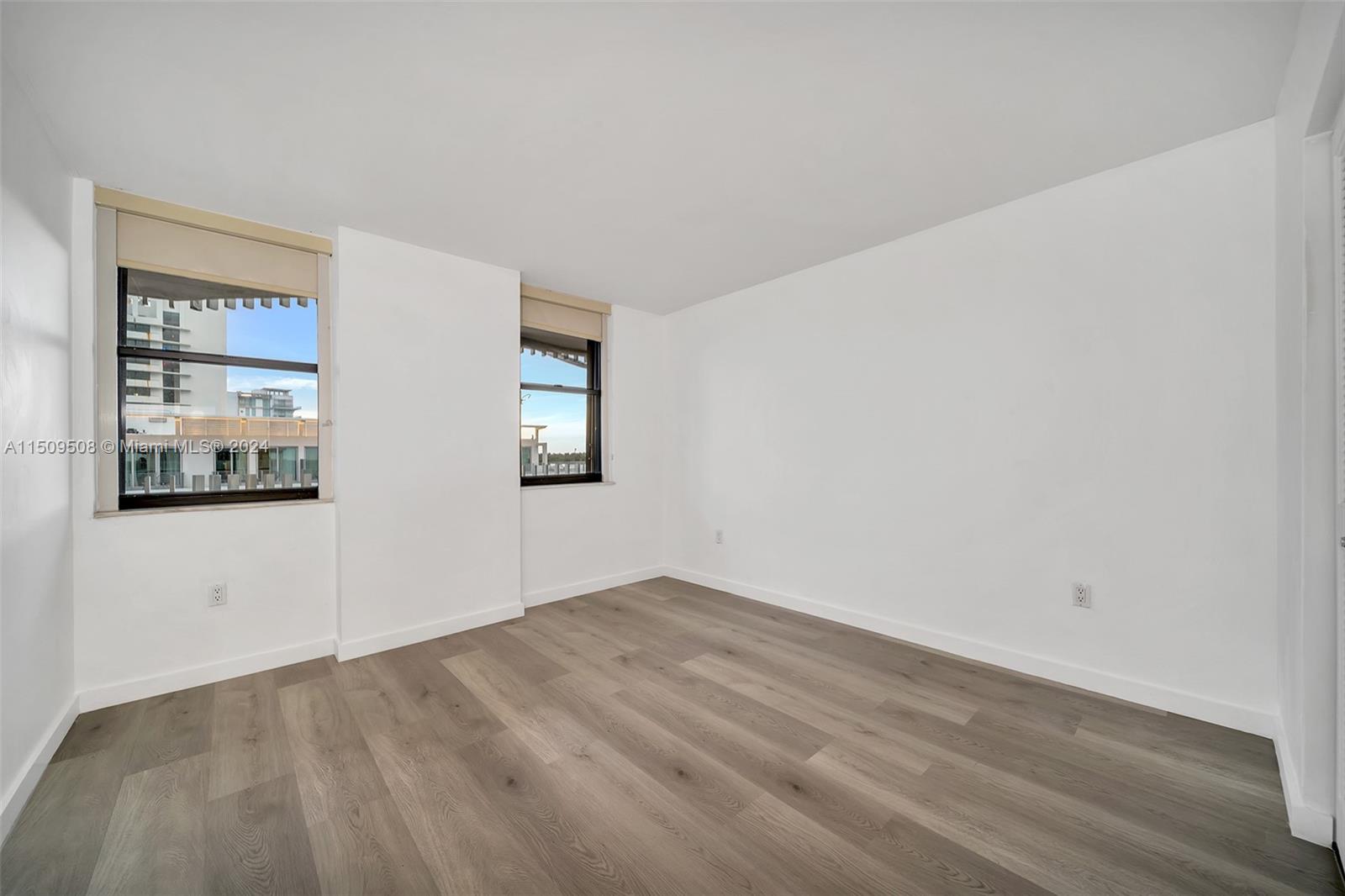 6061 Collins Ave 7A, Miami Beach, Florida 33140, 2 Bedrooms Bedrooms, ,2 BathroomsBathrooms,Residential,For Sale,6061 Collins Ave 7A,A11509508