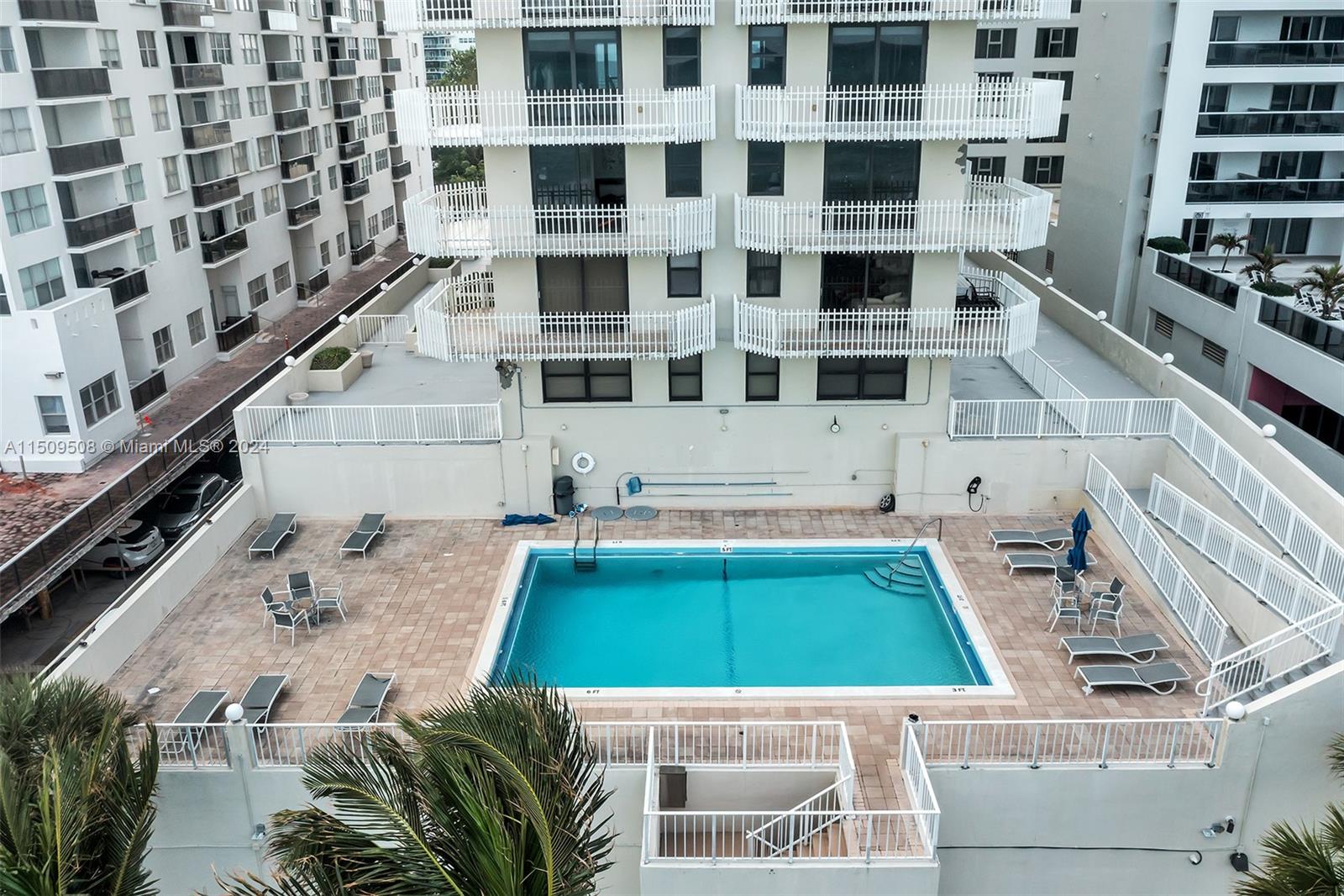 6061 Collins Ave 7A, Miami Beach, Florida 33140, 2 Bedrooms Bedrooms, ,2 BathroomsBathrooms,Residential,For Sale,6061 Collins Ave 7A,A11509508