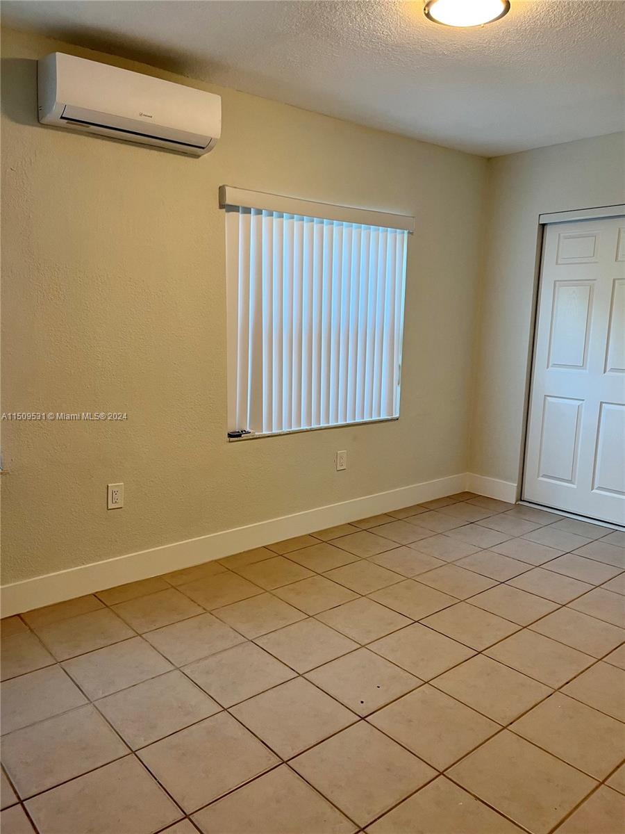 2201 NE 135th Ln 2201, North Miami Beach, Florida 33181, 2 Bedrooms Bedrooms, ,1 BathroomBathrooms,Residentiallease,For Rent,2201 NE 135th Ln 2201,A11509531