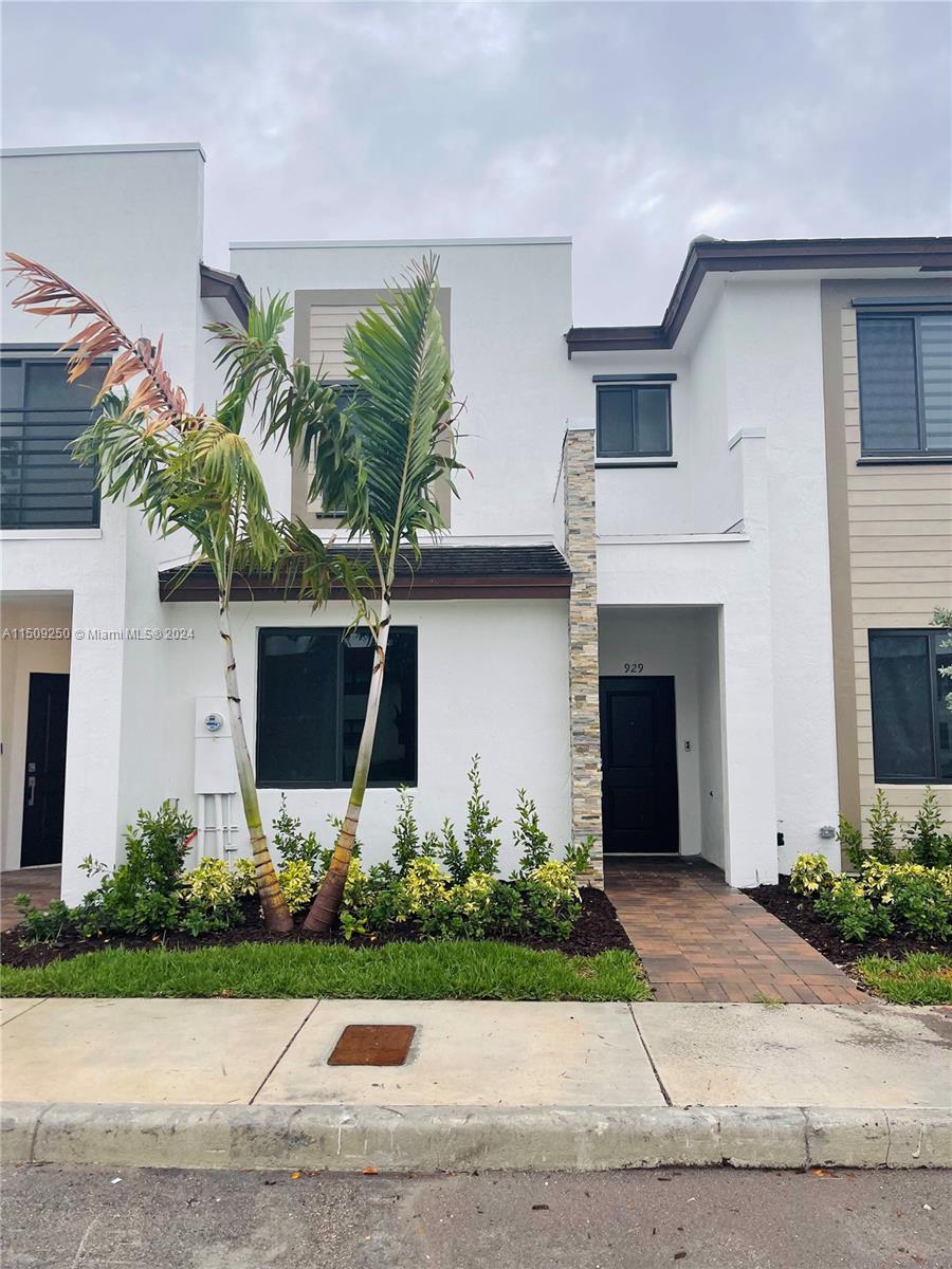 929 NE 211th St, Miami, Florida 33179, 3 Bedrooms Bedrooms, ,3 BathroomsBathrooms,Residential,For Sale,929 NE 211th St,A11509250