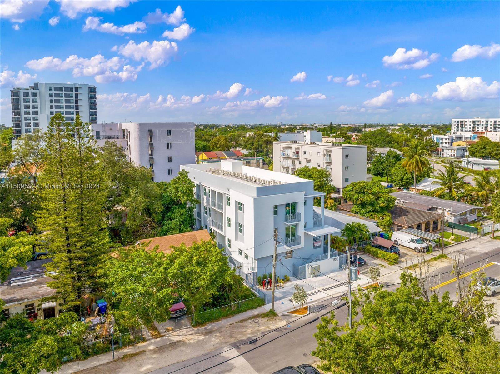 1536 NW 15th Ave 306, Miami, Florida 33125, 2 Bedrooms Bedrooms, ,1 BathroomBathrooms,Residentiallease,For Rent,1536 NW 15th Ave 306,A11509592