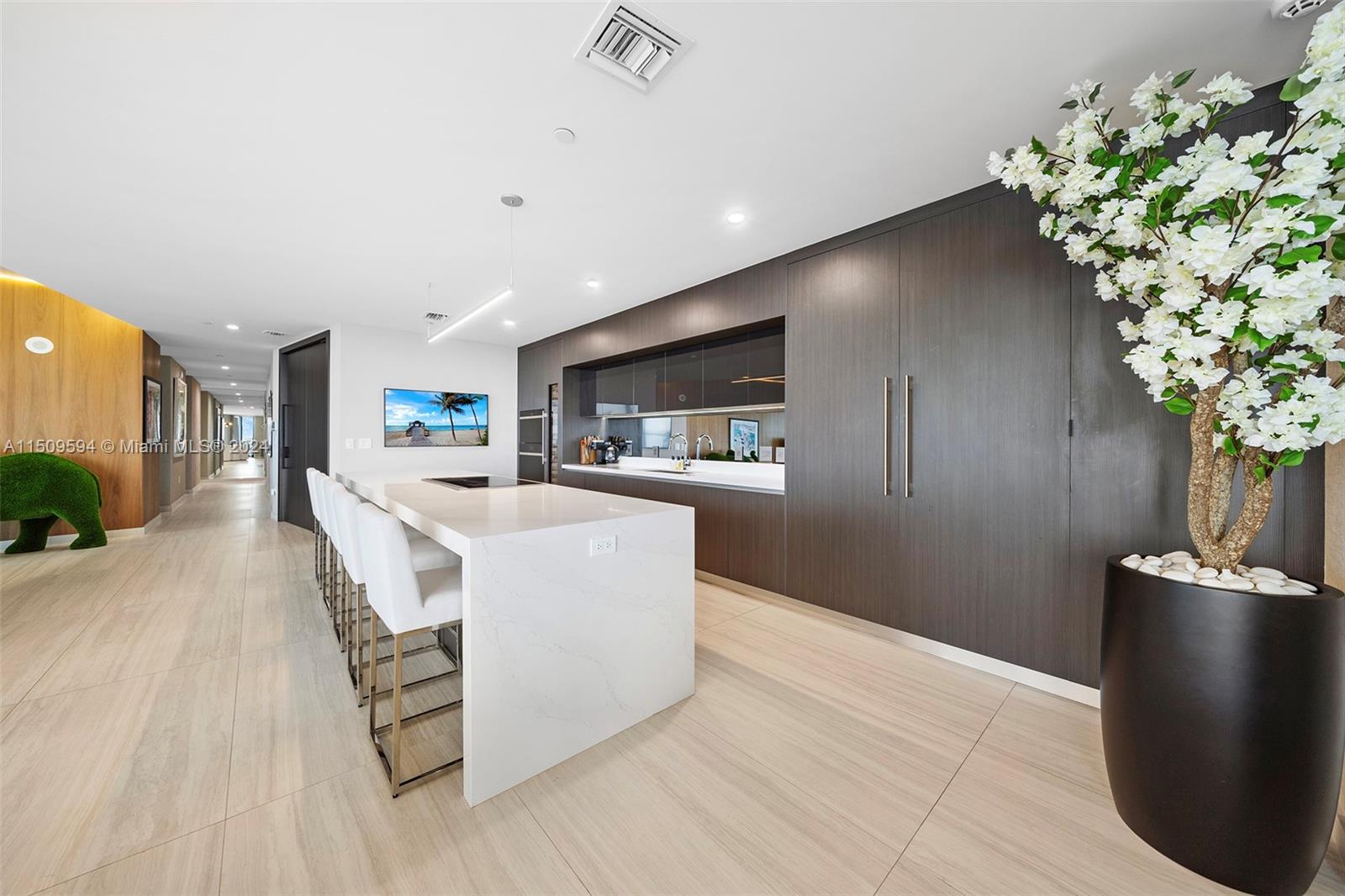 851 NE 1st Ave PH 5312, Miami, Florida 33132, 4 Bedrooms Bedrooms, ,5 BathroomsBathrooms,Residential,For Sale,851 NE 1st Ave PH 5312,A11509594