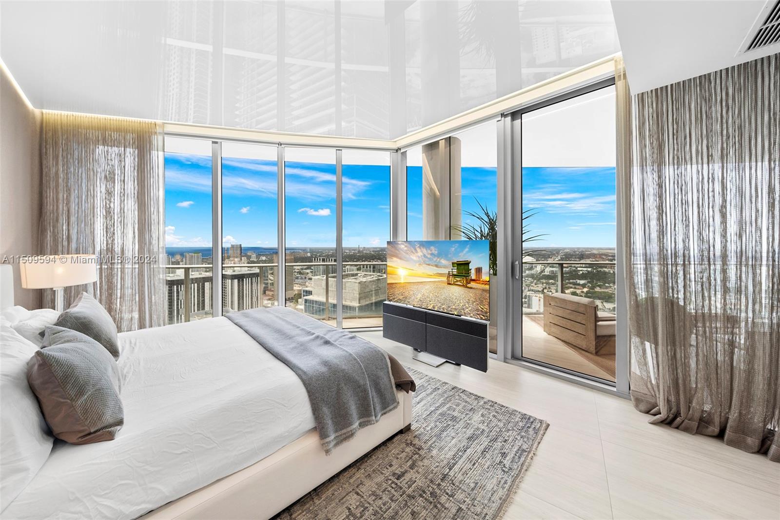 851 NE 1st Ave PH 5312, Miami, Florida 33132, 4 Bedrooms Bedrooms, ,5 BathroomsBathrooms,Residential,For Sale,851 NE 1st Ave PH 5312,A11509594