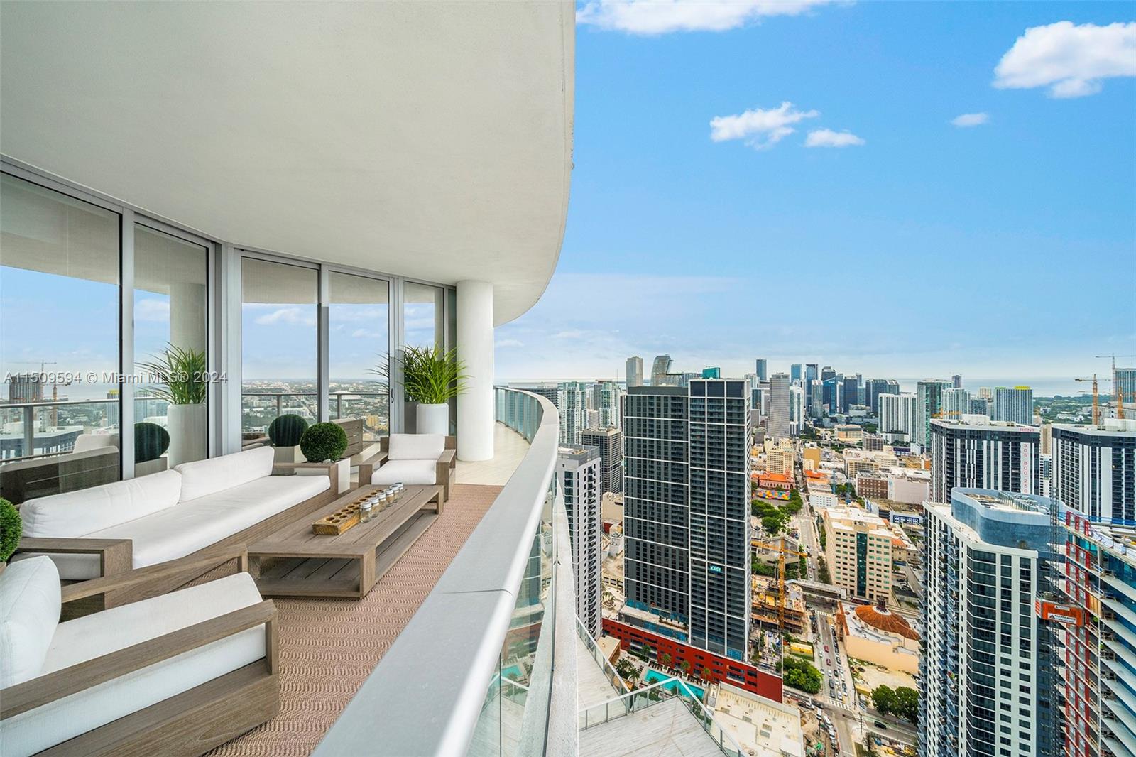 851 NE 1st Ave PH 5312, Miami, Florida 33132, 4 Bedrooms Bedrooms, ,5 BathroomsBathrooms,Residential,For Sale,851 NE 1st Ave PH 5312,A11509594
