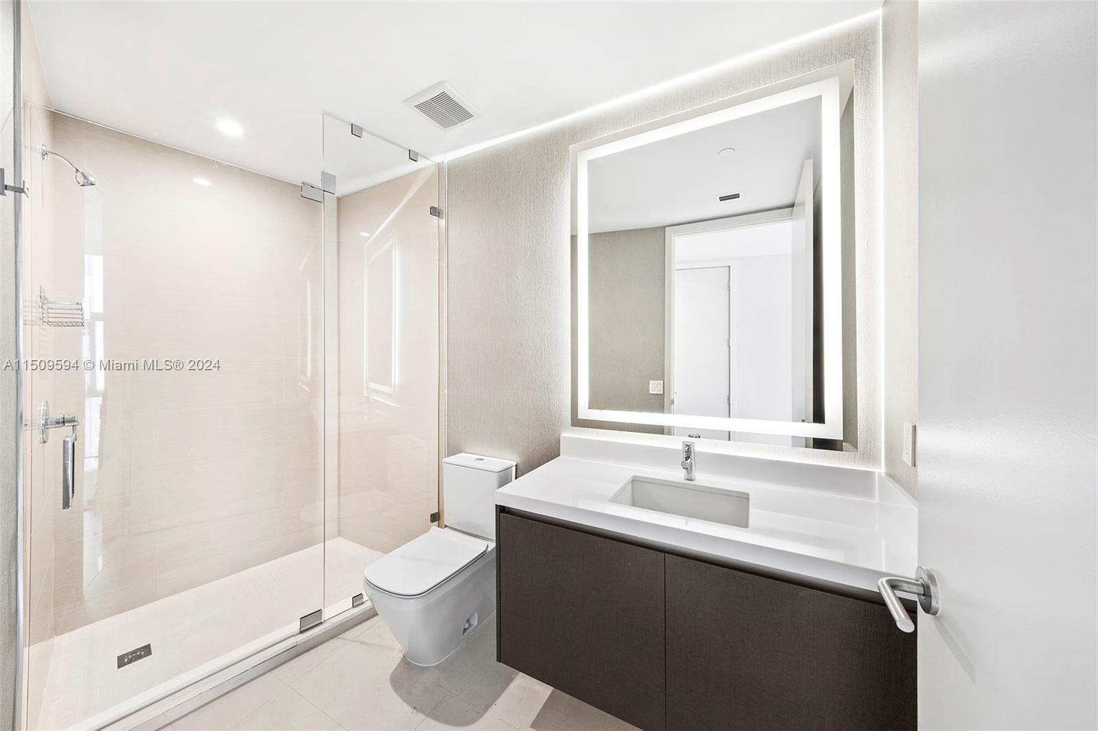 851 1st Ave, Miami, FL, 33132 United States, 4 Bedrooms Bedrooms, ,5 BathroomsBathrooms,Residential,For Sale,1st Ave,A11509594