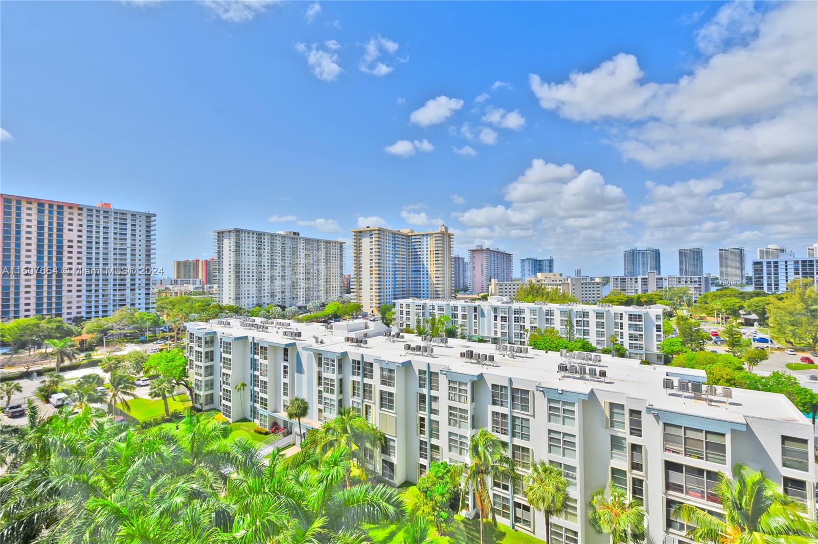 17555 Atlantic Blvd 904, Sunny Isles Beach, Florida 33160, 2 Bedrooms Bedrooms, ,2 BathroomsBathrooms,Residentiallease,For Rent,17555 Atlantic Blvd 904,A11507654